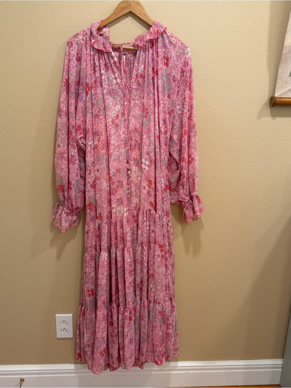 Free People Feelin Groovy Long Sleeve Pink Floral Tiered Maxi Dress Large - Picture 12 of 13